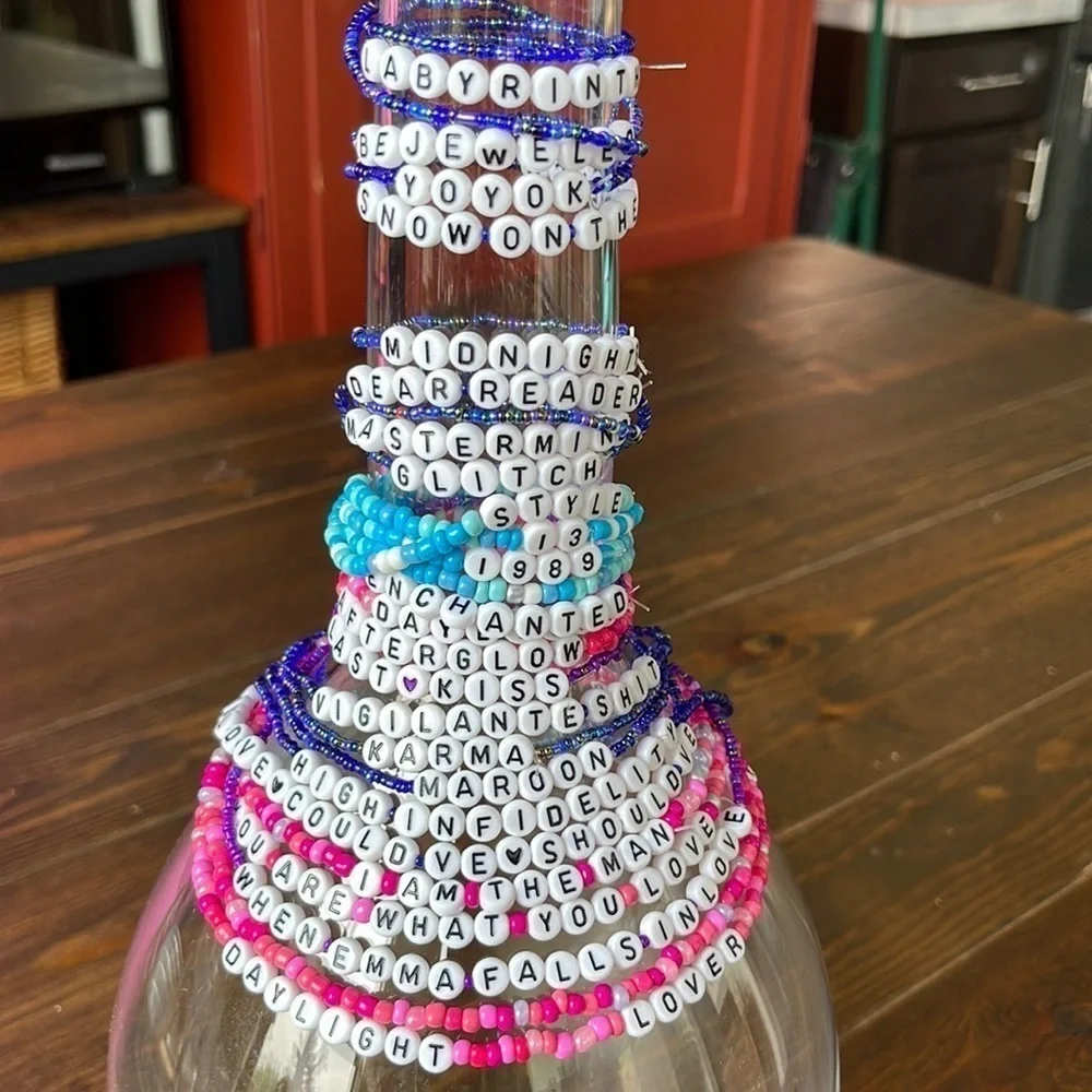 Pack of 13 Friendship Bracelets for Trading—Assorted Eras—get ready 4 Vancouver - Picture 7 of 13